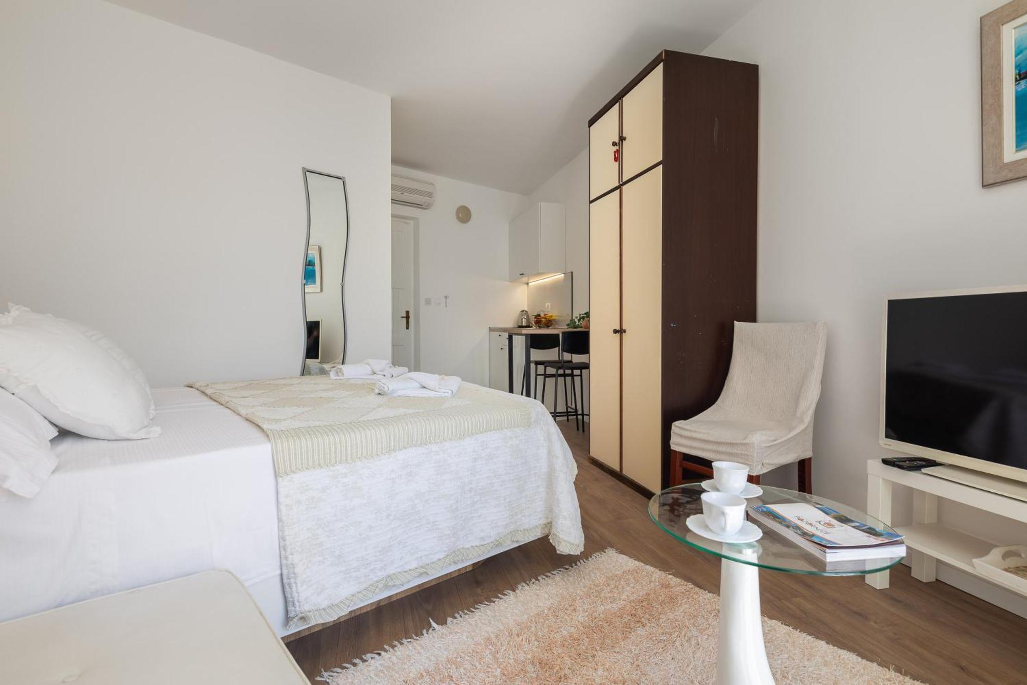 Caleta Seaview Suites II - Pool & Jacuzzi Lokva Rogoznica Zewnętrze zdjęcie