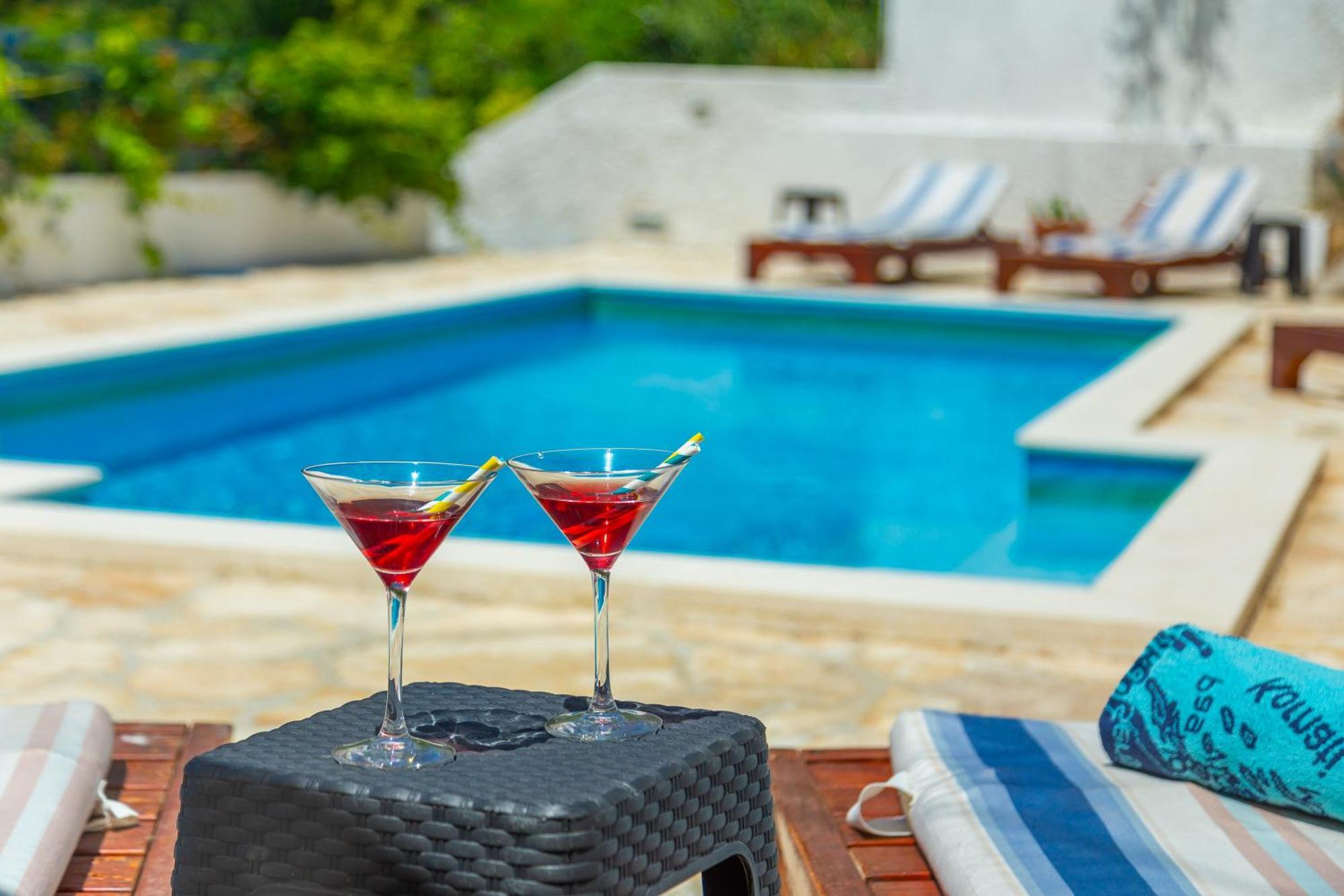 Caleta Seaview Suites II - Pool & Jacuzzi Lokva Rogoznica Zewnętrze zdjęcie